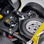 Lamborghini Miura SV Keltainen Kyosho 1:18 - image 10 of 11