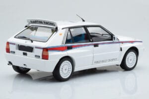 Lancia Delta HF Integrale 6 Valkoinen Kyosho 1:18 08344E Metalli — kuva 4 / 8