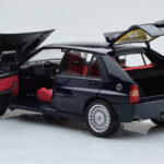 Lancia Delta HF Integrale Club Italia Sininen Kyosho 1:18 - image 3 of 8