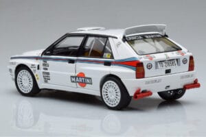 Lancia Delta HF Integrale Evoluzione Test Car Kyosho 1:18 08348G Metalli — kuva 6 / 9