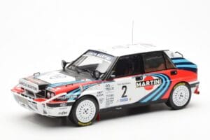 Lancia Delta Integrale 16V #2 M. Biasion / T. Siviero Rally Safari 1990 IXO 1:18 18RMC139A