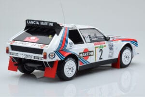 Lancia Delta S4 #2 M. Alen / I. Kivimaki Rally San Remo 1986 IXO 1:18 18RMC130A Metalli — kuva 2 / 6