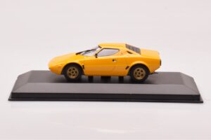 Lancia Stratos Keltainen Minichamps 1:43 430125020