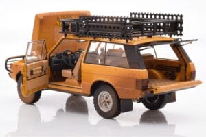 Land Rover Defender 90 Camel Trophy Sumatra 1981 Almost Real 1:18 810107 Metalli — kuva 5 / 8