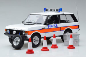 Land Rover Range Rover Poliisi Almost Real 1:18