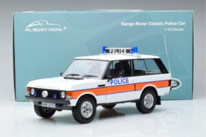 Land Rover Range Rover Poliisi Almost Real 1:18 810115 Metalli — kuva 9 / 9