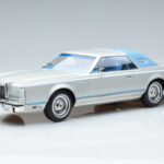 Lincoln Continental Mark V Hopea MCG 1:18