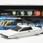 Lotus Esprit Type 79 James Bond The Spy Who Loved Me Submarine Valkoinen AUTOart 1:18 - image 2 of 8