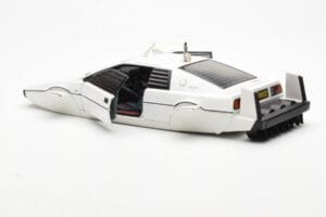 Lotus Esprit Type 79 James Bond The Spy Who Loved Me Submarine Valkoinen AUTOart 1:18 75306 Metalli — kuva 7 / 8