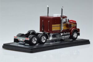 Marmon CHDT Punainen-Kulta IXO 1:43 TR157 Metalli — kuva 2 / 6