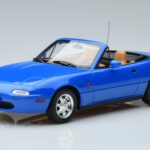 Mazda MX-5 NA Sininen Otto 1:18 OT934 Hartsi