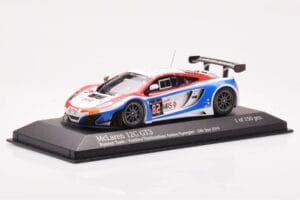 McLaren 12C GT3 #82 Russian Team A. Vasiliev / D. Vasiliauskas / M. Asmer / B. Spengler Spa 24 Hours 2014 Minichamps 1:43 437 — kuva 2 / 4