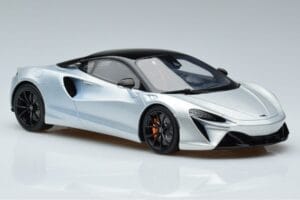 McLaren Artura Hopea GT Spirit 1:18 GT873 Hartsi — kuva 4 / 6