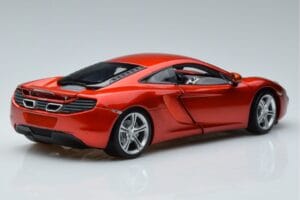 McLaren MP4-12C Stig Top Gear -Figuuri Minichamps 1:18 519101330 Metalli — kuva 3 / 7