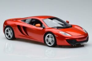 McLaren MP4-12C Stig Top Gear -Figuuri Minichamps 1:18 519101330 Metalli — kuva 5 / 7