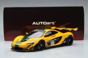 McLaren P1 GTR Keltainen Vihreillä Raidoilla AUTOart 1:18 81544 Komposiitti — kuva 7 / 7