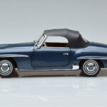 Mercedes 190 SL W121 Roadster Sininen Norev 1:18 - image 4 of 8