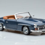 Mercedes 190 SL W121 Roadster Sininen Norev 1:18 - image 6 of 8