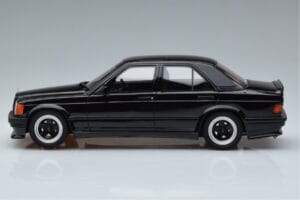 Mercedes 190E W201 2.3 AMG The Hammer Otto 1:18 OT754 Hartsi — kuva 3 / 6