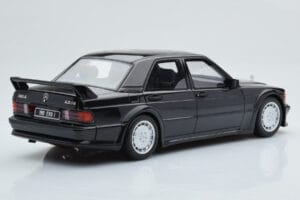 Mercedes 190E W201 2.5-16 Evo I Musta Otto 1:18 OT151 Hartsi — kuva 2 / 6