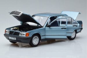 Mercedes 190E W201 Vaaleansininen Norev 1:18 183828 Metalli — kuva 2 / 7