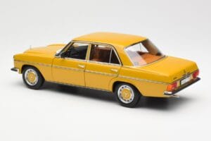 Mercedes 200/8 W115 Sahara Keltainen Norev 1:18 183771 Metalli — kuva 7 / 8