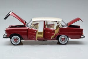Mercedes 200 W110 Punainen Norev 1:18 183706 Metalli — kuva 4 / 7