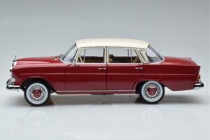 Mercedes 200 W110 Punainen Norev 1:18 183706 Metalli — kuva 5 / 7