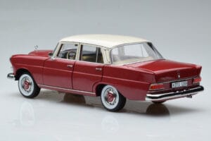 Mercedes 200 W110 Punainen Norev 1:18 183706 Metalli — kuva 7 / 7