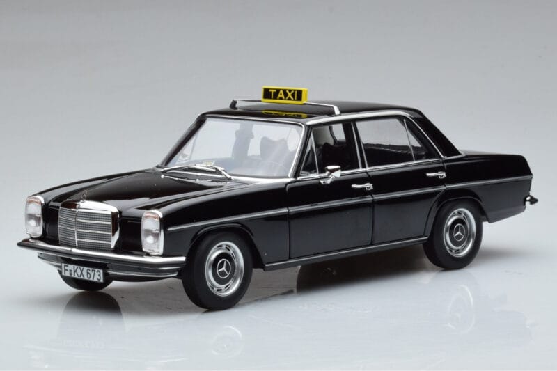 Mercedes 200 W115 Taxi Norev 1:18 183776 Metalli