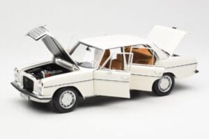 Mercedes 200 W115 Valkoinen Norev 1:18 183770 Metalli — kuva 2 / 8