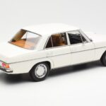 Mercedes 200 W115 Valkoinen Norev 1:18 183770 - image 3 of 8