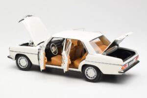 Mercedes 200 W115 Valkoinen Norev 1:18 183770 Metalli — kuva 5 / 8