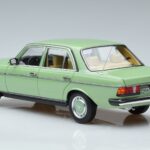 Mercedes 200 W123 Vihreä Norev 1:18 183796 Metalli - image 6 of 7