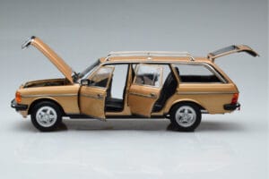 Mercedes 200T S123 AMG Package Beige Norev 1:18 183739 Metalli — kuva 4 / 9