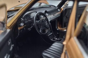 Mercedes 200T S123 AMG Package Beige Norev 1:18 183739 Metalli — kuva 8 / 9