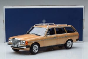 Mercedes 200T S123 AMG Package Beige Norev 1:18 183739 Metalli — kuva 9 / 9