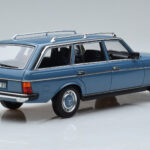 Mercedes 200T S123 Sininen Norev 1:18 - image 3 of 7