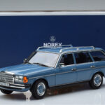 Mercedes 200T S123 Sininen Norev 1:18 - image 7 of 7