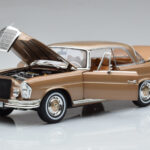 Mercedes 250 SE Coupe W111 Kultametallic Norev 1:18 - image 2 of 7