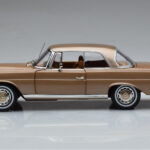Mercedes 250 SE Coupe W111 Kultametallic Norev 1:18 - image 4 of 7
