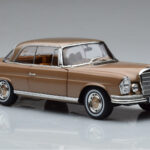 Mercedes 250 SE Coupe W111 Kultametallic Norev 1:18 - image 5 of 7