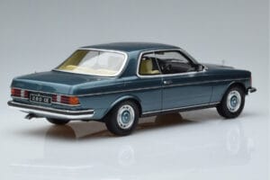Mercedes 280 CE C123 Sininen Otto 1:18 OT627 Hartsi — kuva 2 / 6