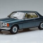 Mercedes 280 CE C123 Sininen Otto 1:18 OT627 Hartsi