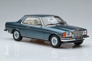 Mercedes 280 CE C123 Sininen Otto 1:18 OT627 Hartsi — kuva 4 / 6