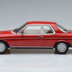 Mercedes 280 CE C123 Punainen Otto 1:18 OT145 Hartsi - image 3 of 6