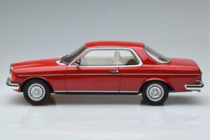 Mercedes 280 CE C123 Punainen Otto 1:18 OT145 Hartsi — kuva 3 / 6