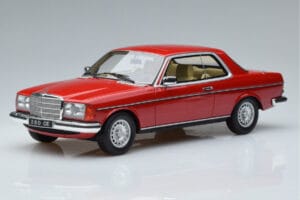 Mercedes 280 CE C123 Punainen Otto 1:18 OT145 Hartsi