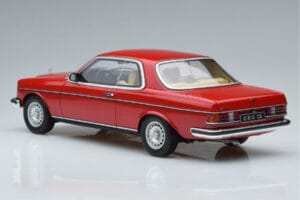 Mercedes 280 CE C123 Punainen Otto 1:18 OT145 Hartsi — kuva 5 / 6