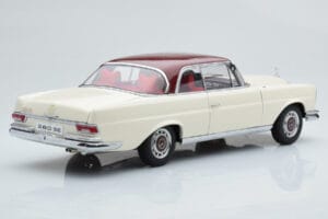 Mercedes 280 SE W108 Valkoinen AUTOart 1:18 76287 Metalli — kuva 4 / 8